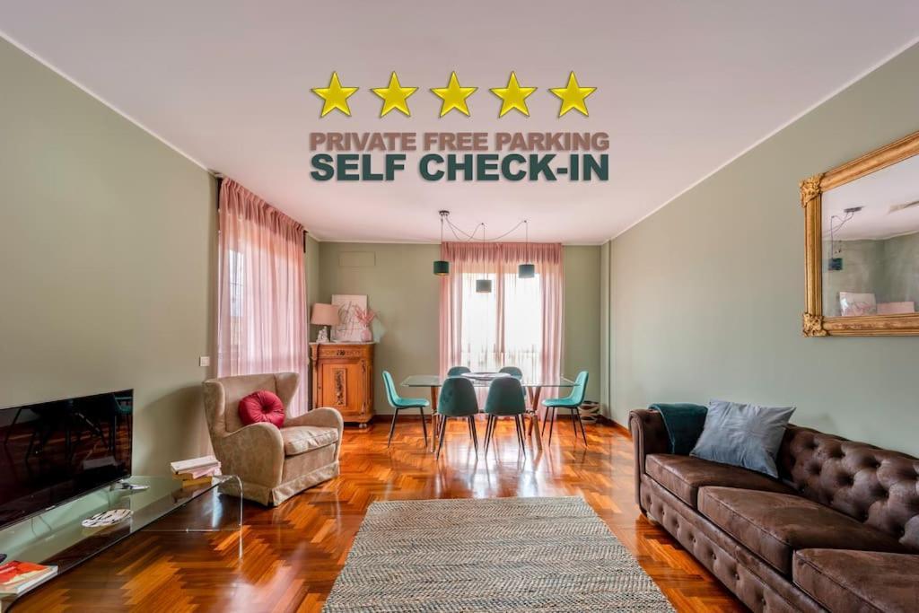 Navigli-duomo Big House With Free Parking • Top! Apartamento