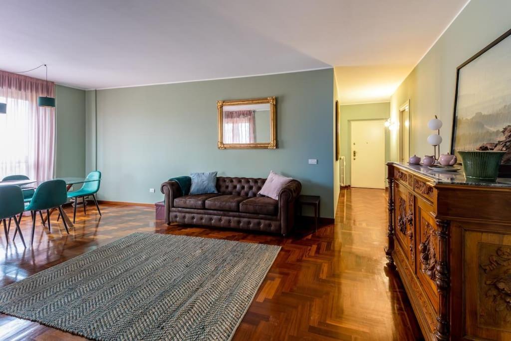 Navigli-duomo Big House With Free Parking • Top! Apartamento *